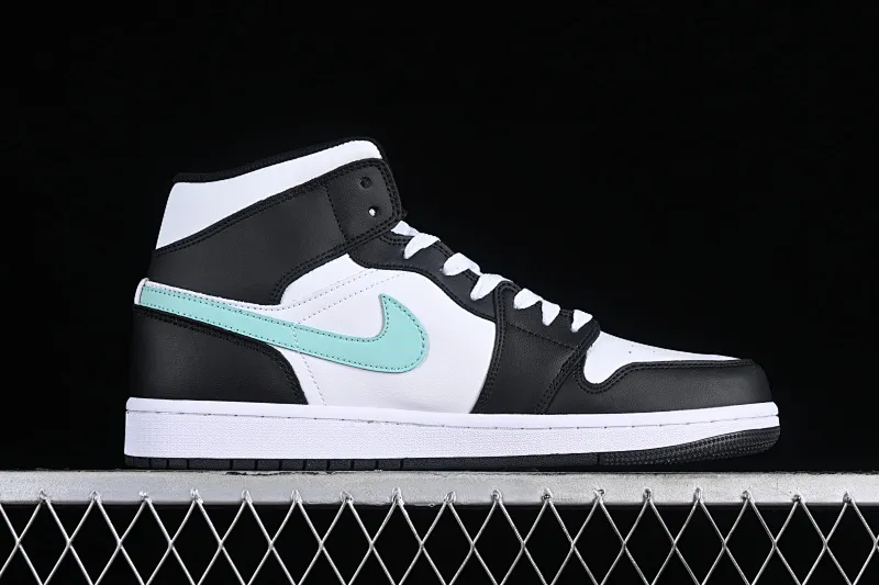 All categories Air Jordan Jordan series basketball shoes Air Jordan 1 Mid Air Jordan 1 Mid AJ1 Joe 1 white black green Chinese culture and leisure sneakers DQ8426-103